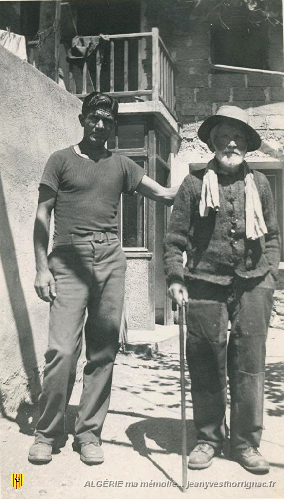 Jeannot avec son Beau pere.jpg - Charles, Antoine Silvestre avec son gendre Jean Portalès.